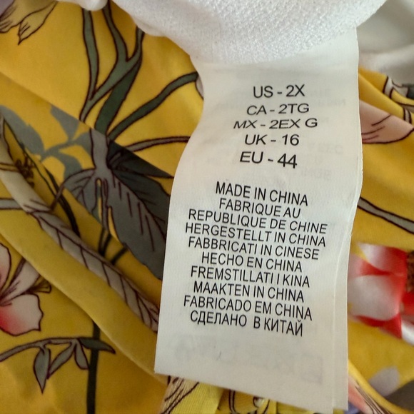 NWT! Lucky Brand Cruisin Coronado One Piece Halter Swimsuit in Yellow Floral. 2X - Picture 11 of 13